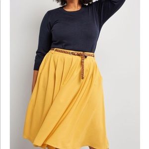 Breathtaking Tiger Lilies Midi Skirt